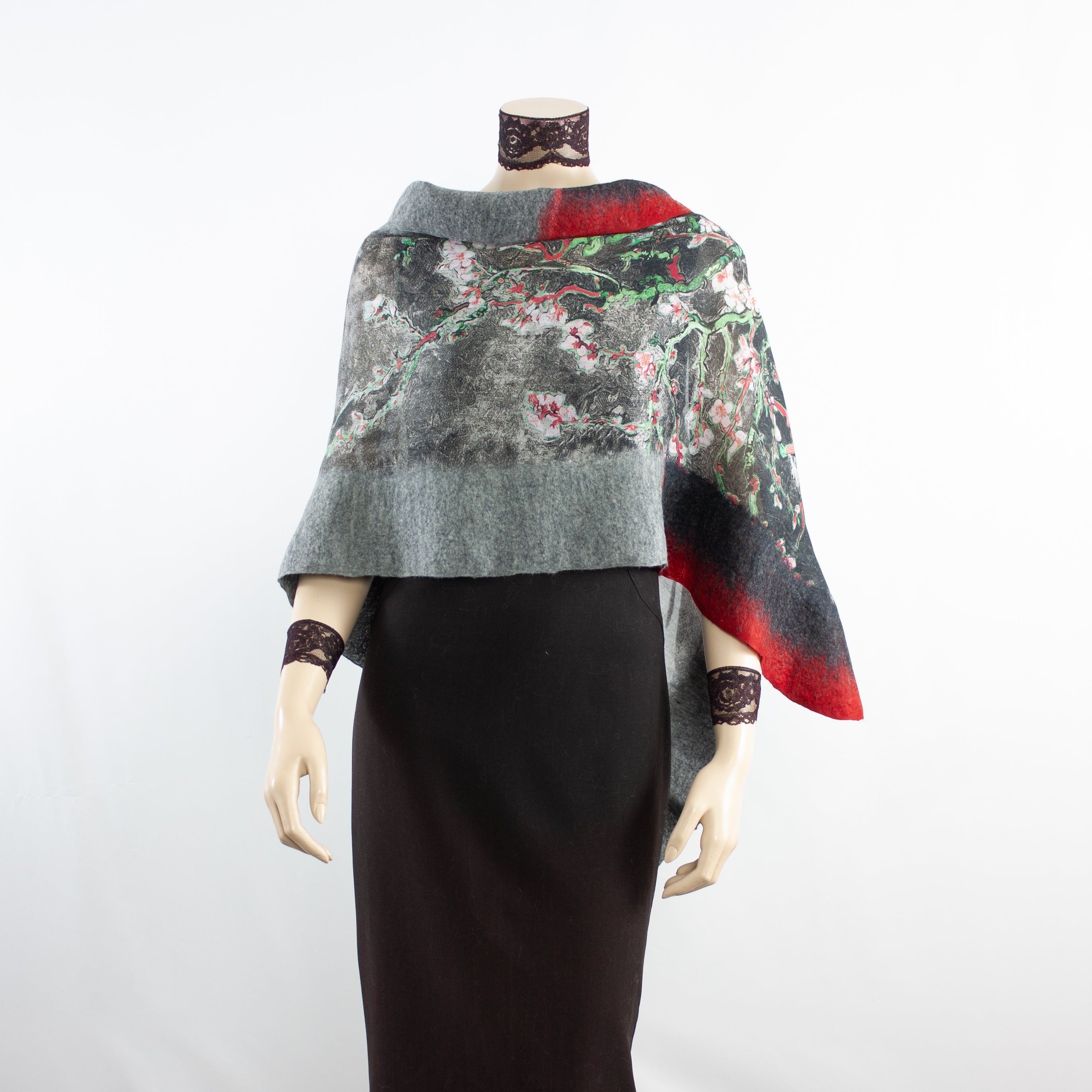 Linked  grey red scarf #168-5