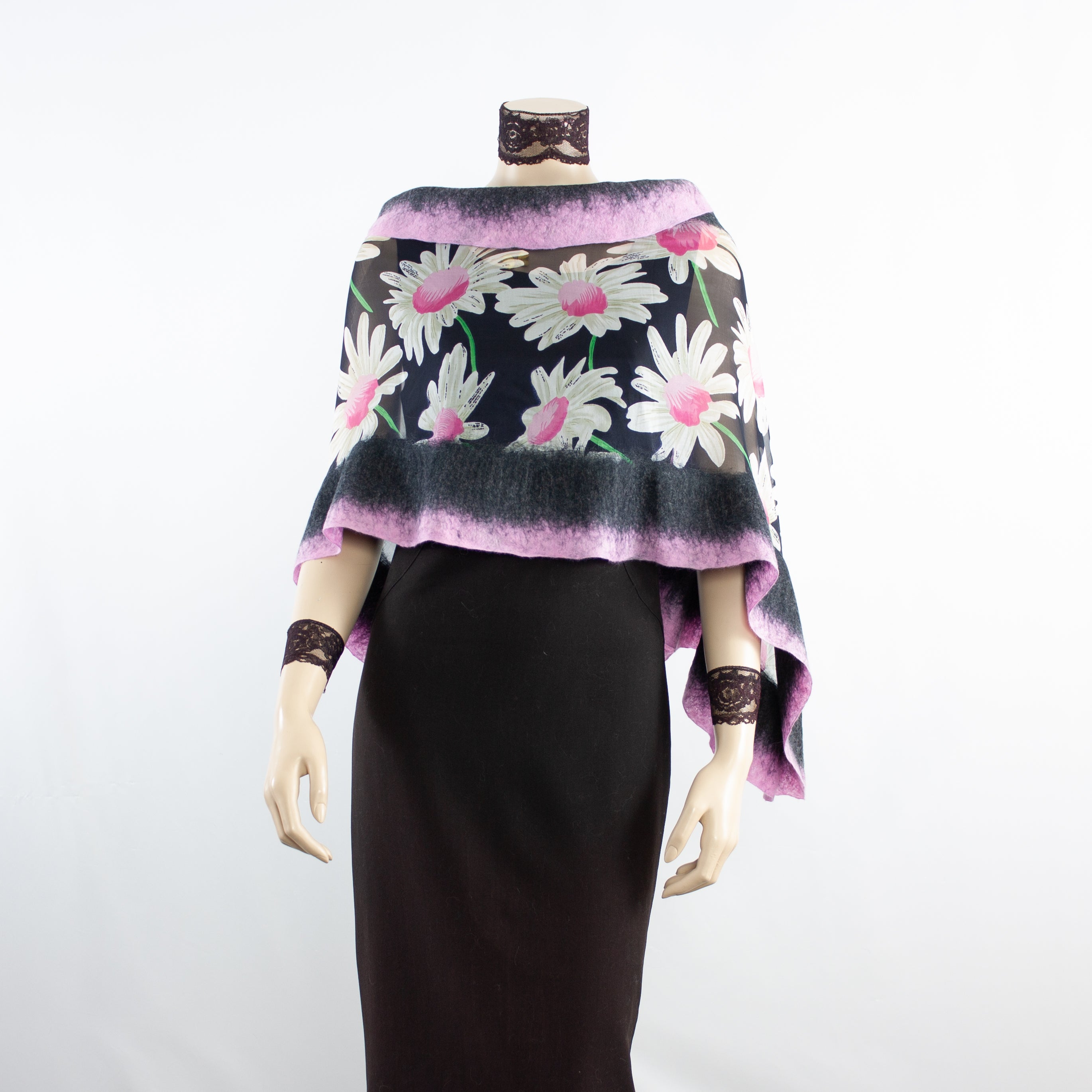 Linked  white flowers scarf #168-11